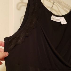 Worthington dressy top with lace